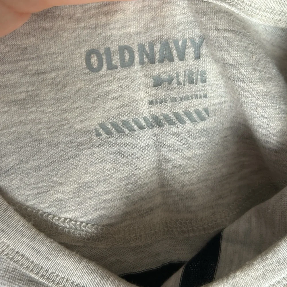 Old Navy Long Sleeve Striped Pocket Tee - Large - Picture 4 of 5